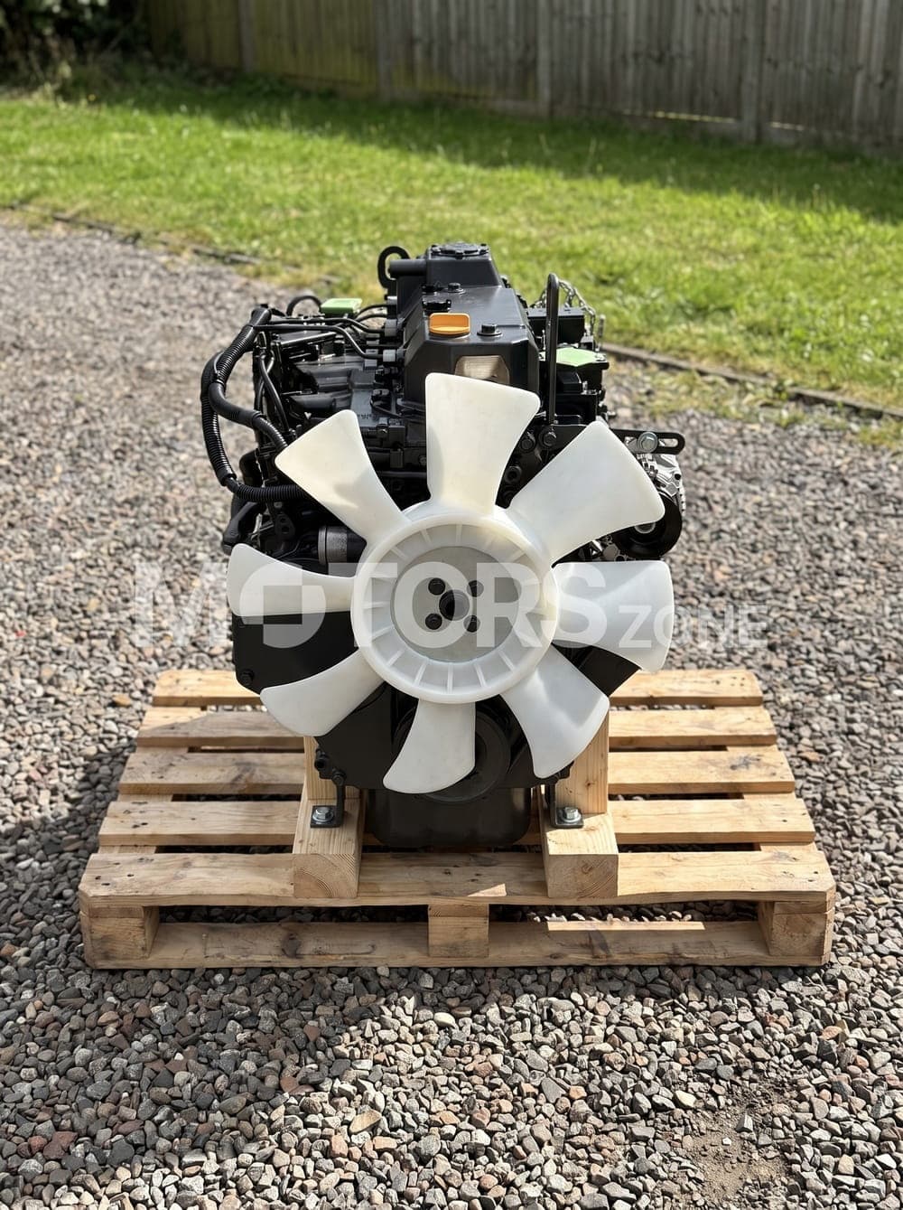 Moteur Yanmar 4TNV98 reçu par un client